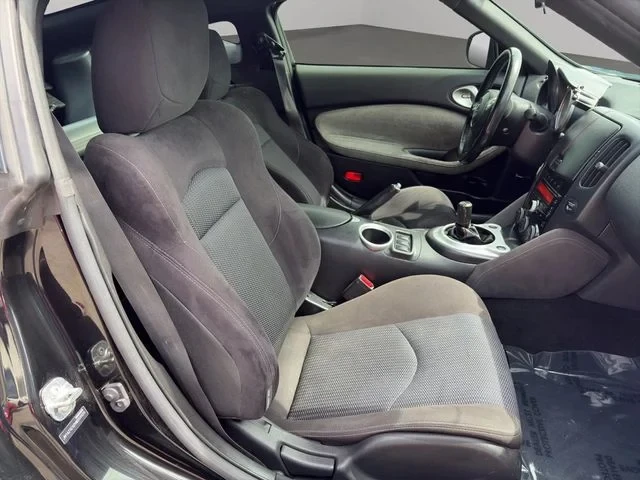 2017 Nissan 370Z 6th Gen - Image 8 of 10