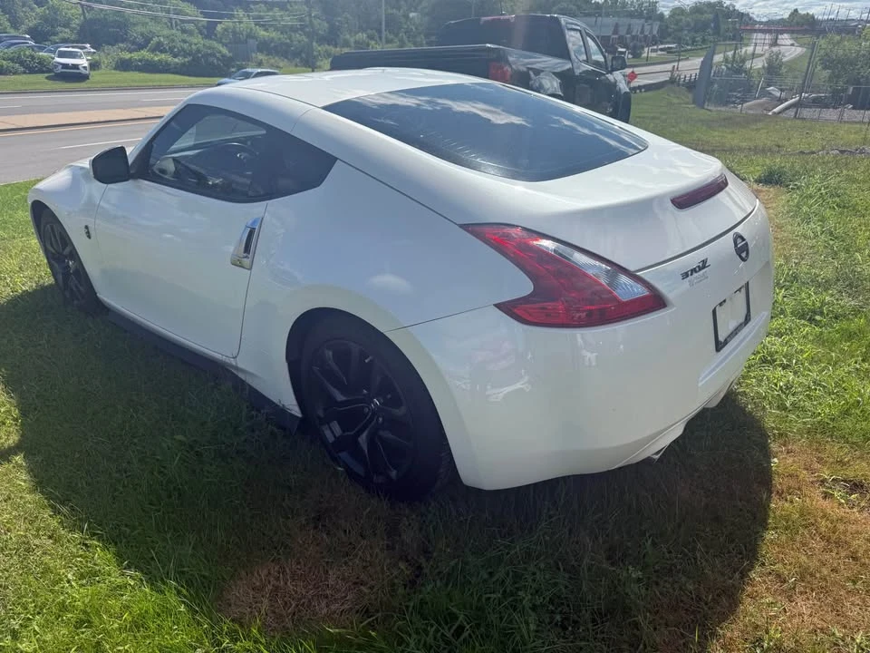2017 Nissan 370Z 6th Gen - Image 5 of 8