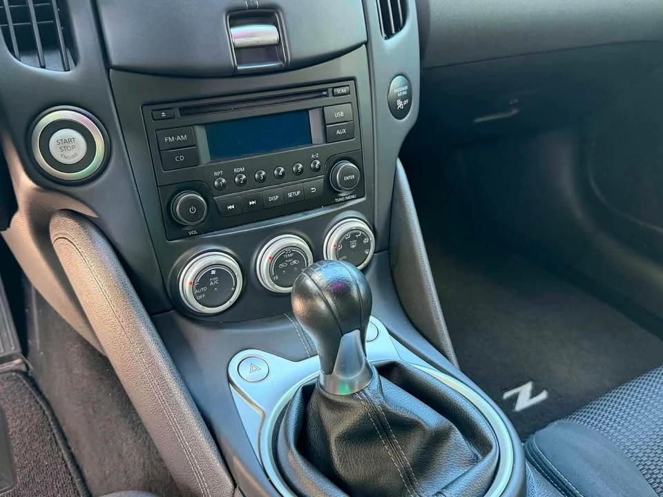 2017 Nissan 370Z 6th Gen - Image 9 of 11