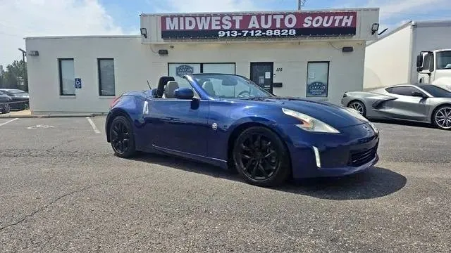 2017 Nissan 370Z Touring Roadster
