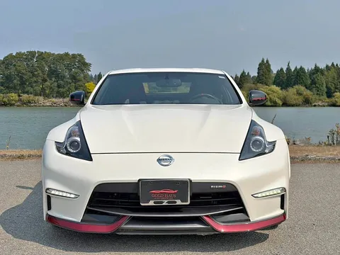 2017 Nissan 370Z NISMO