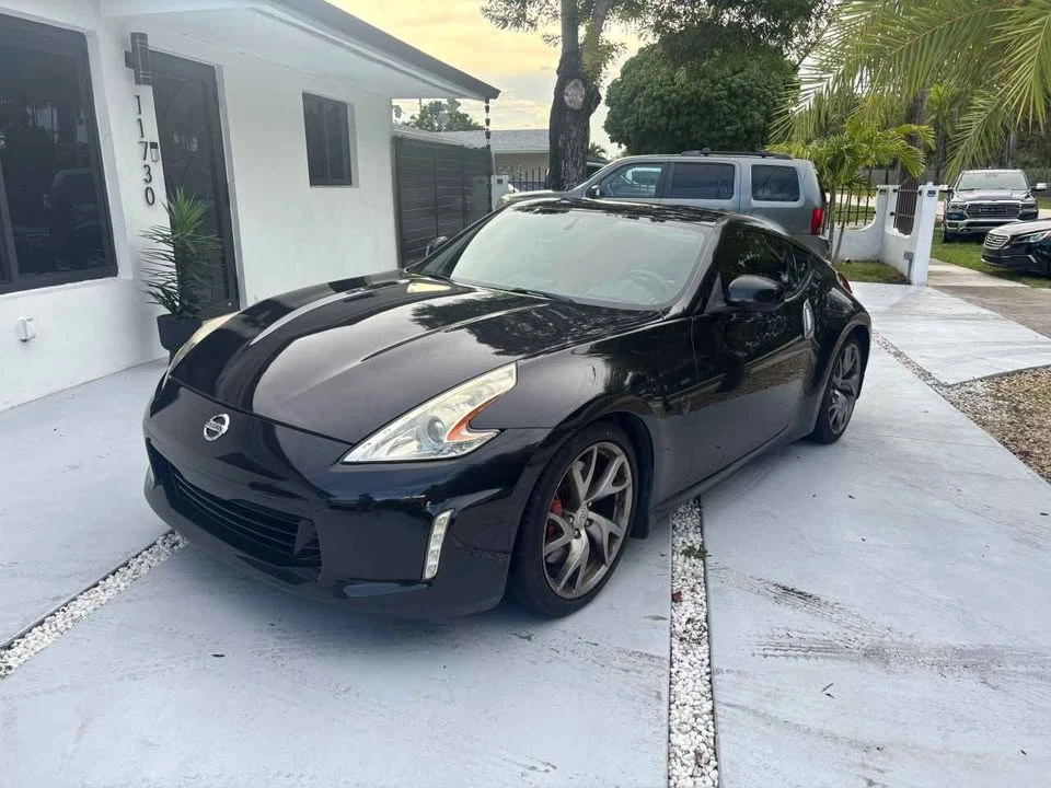 2017 Nissan 370Z 6th Gen - Image 3 of 9