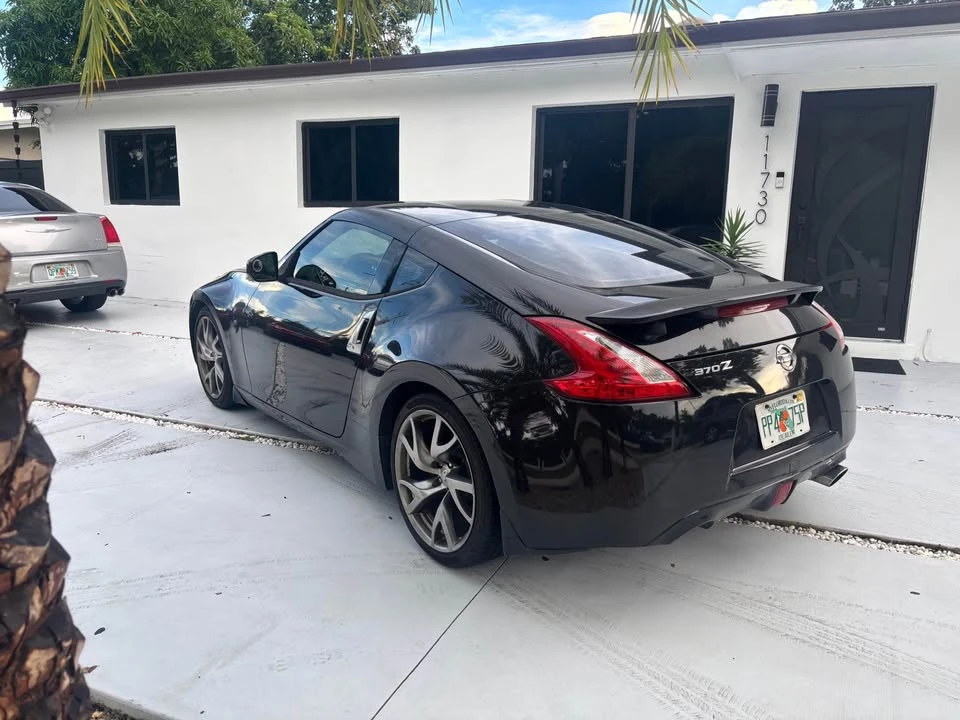 2017 Nissan 370Z 6th Gen - Image 4 of 11