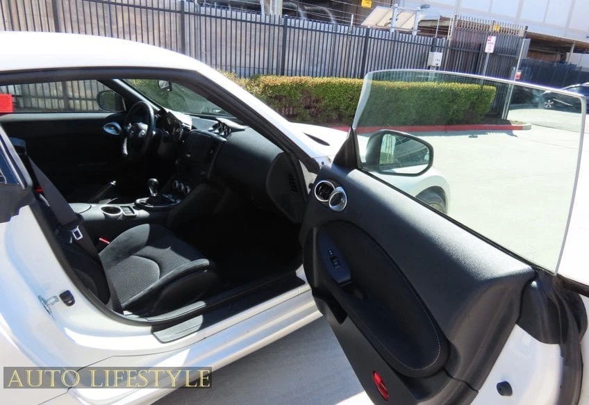 2017 Nissan 370Z 6th Gen - Image 17 of 20