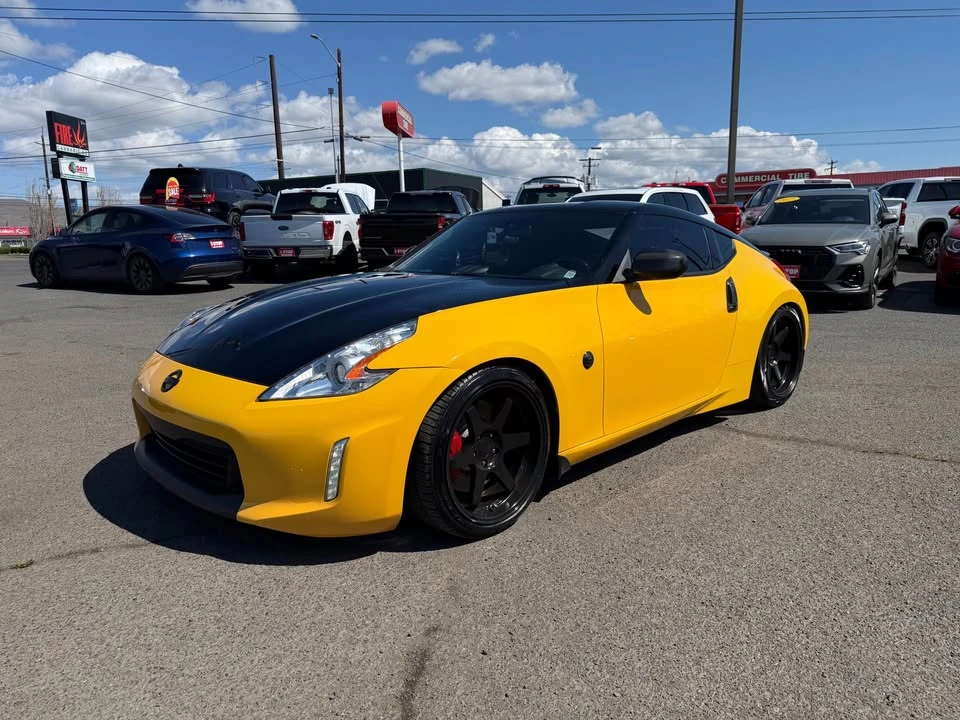 2017 Nissan 370Z 6th Gen - Image 9 of 9