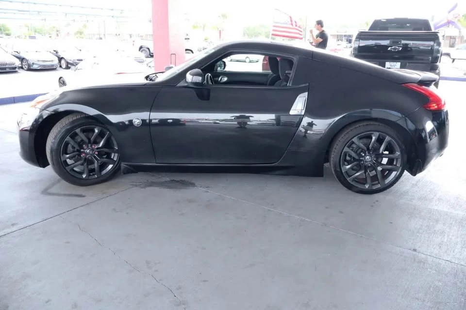 2017 Nissan 370Z 6th Gen - Image 5 of 12