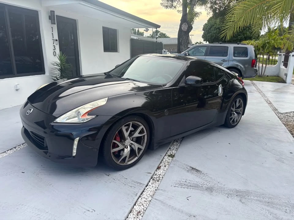 2017 Nissan 370Z 6th Gen - Image 2 of 11