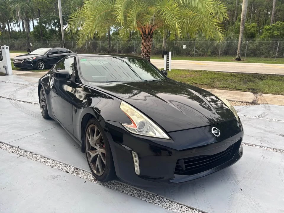 2017 Nissan 370Z 6th Gen - Image 3 of 11