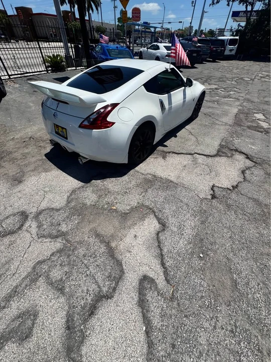 2017 Nissan 370Z 6th Gen - Image 5 of 16