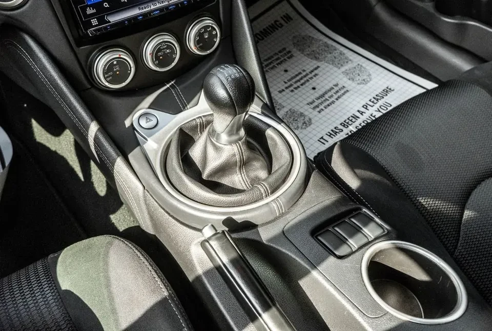 2017 Nissan 370Z 6th Gen - Image 11 of 20