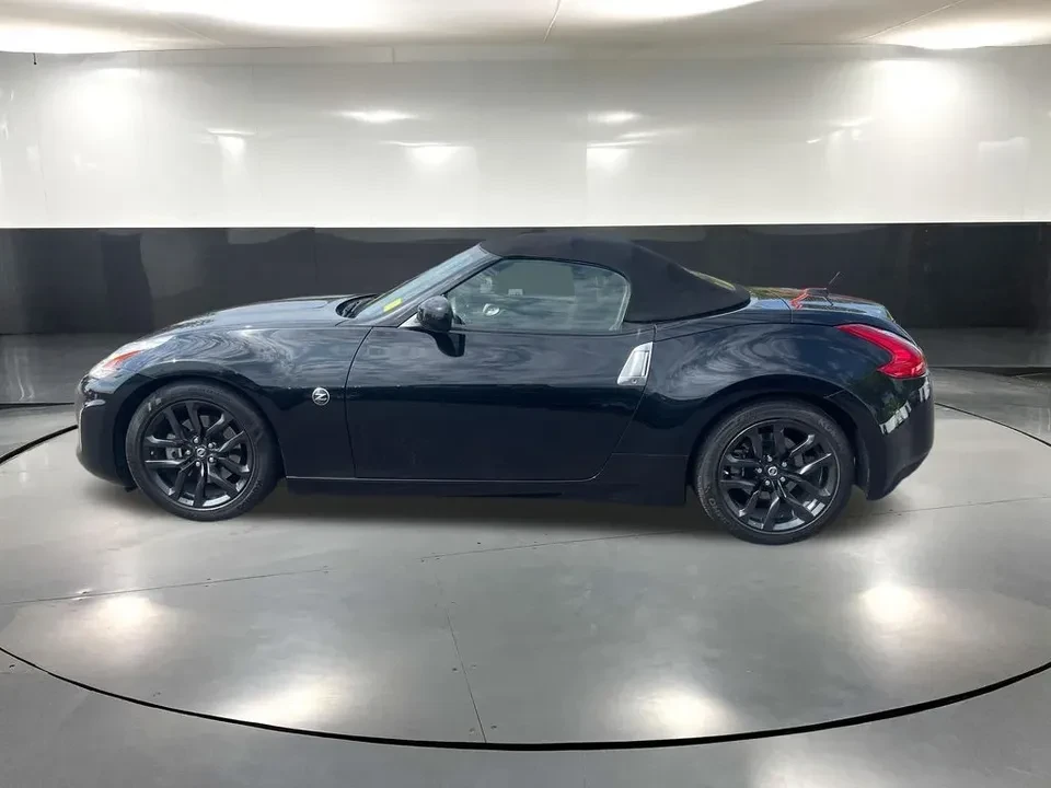 2017 Nissan 370Z 6th Gen - Image 7 of 20