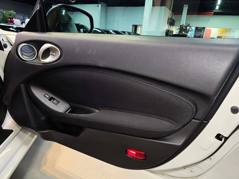 2017 Nissan 370Z 6th Gen - Image 13 of 20