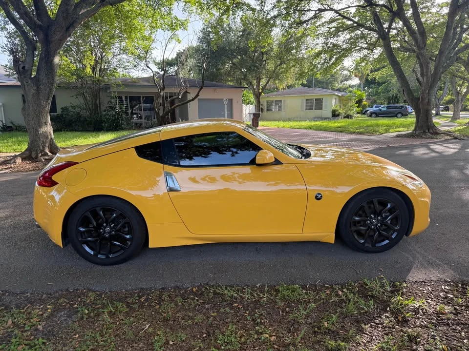 2017 Nissan 370Z 6th Gen - Image 2 of 10