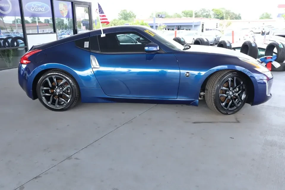 2017 Nissan 370Z 6th Gen - Image 5 of 5