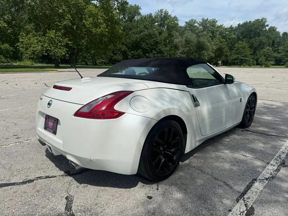 2017 Nissan 370Z 6th Gen - Image 5 of 14