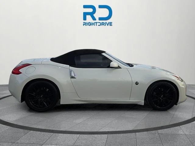 2017 Nissan 370Z 6th Gen - Image 2 of 20