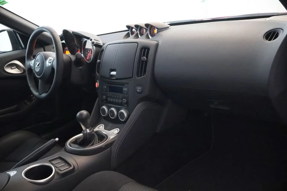 2017 Nissan 370Z 6th Gen - Image 9 of 18