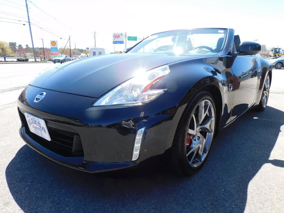 2017 Nissan 370Z 6th Gen - Image 3 of 13