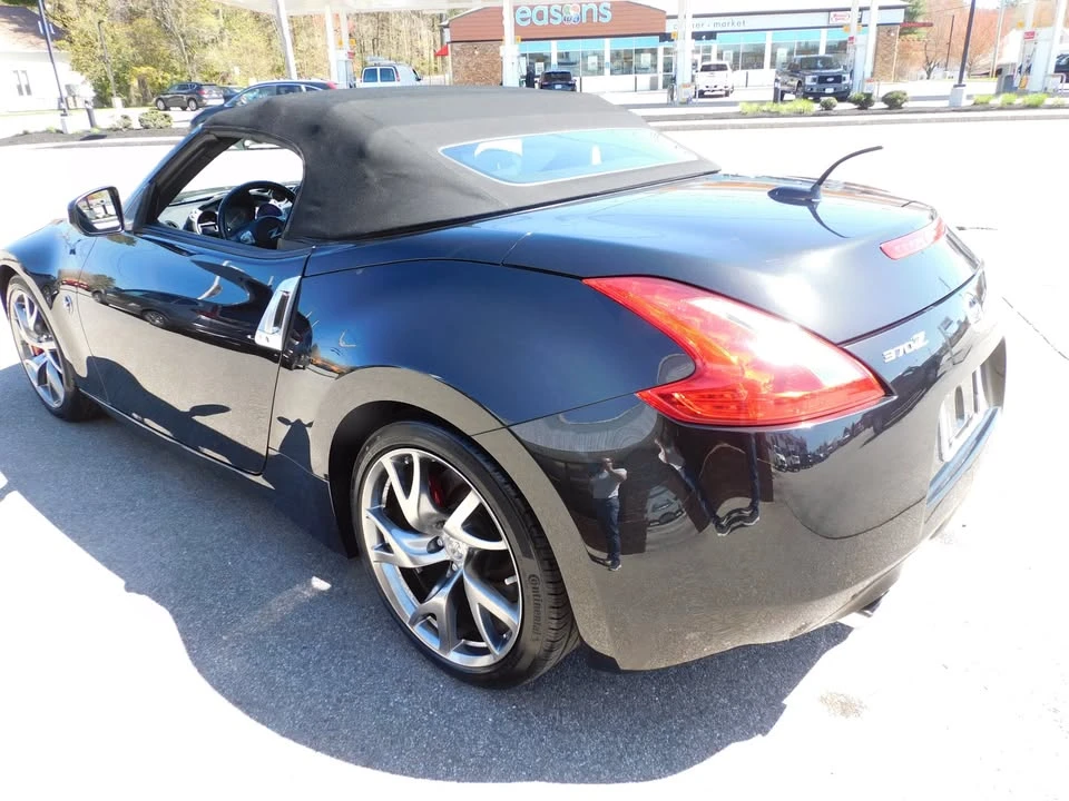 2017 Nissan 370Z 6th Gen - Image 6 of 13