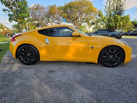2017 Nissan 370Z Sport