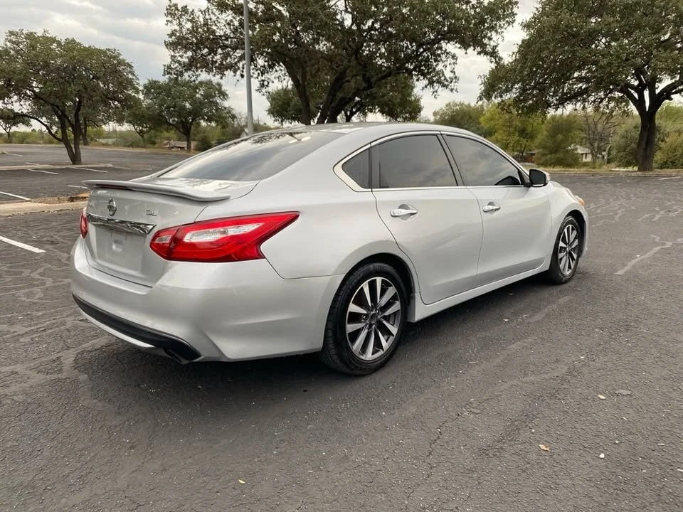 2017 Nissan Altima 5th Gen - Image 6 of 20