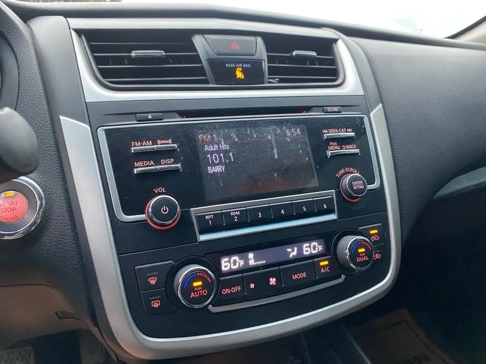 2017 Nissan Altima 5th Gen - Image 10 of 20