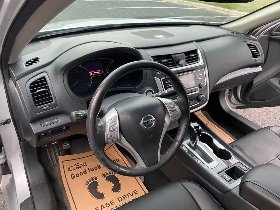 2017 Nissan Altima 5th Gen - Image 14 of 20