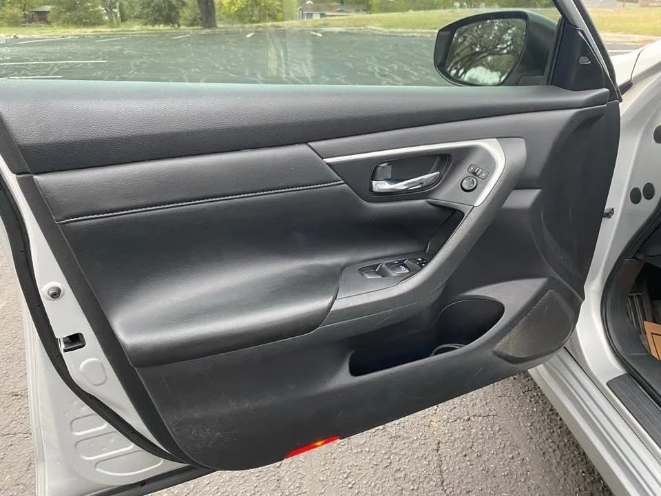 2017 Nissan Altima 5th Gen - Image 12 of 20