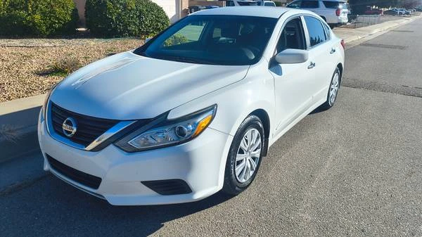 2017 Nissan Altima 5th Gen - Image 2 of 9