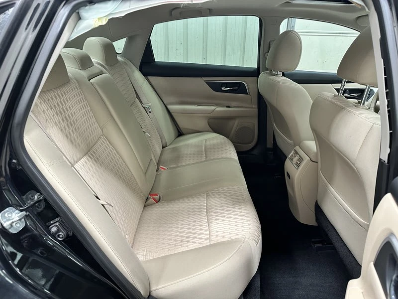 2017 Nissan Altima 5th Gen - Image 14 of 21