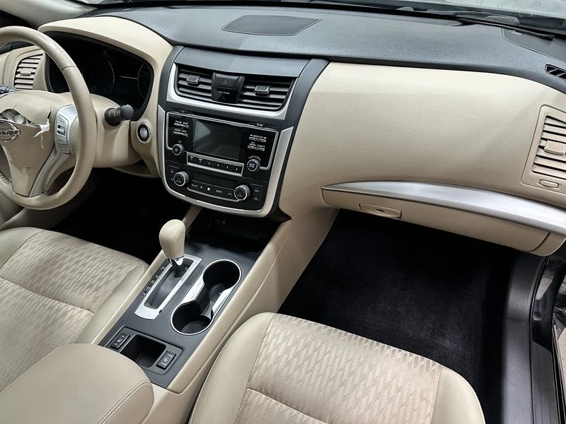 2017 Nissan Altima 5th Gen - Image 17 of 21