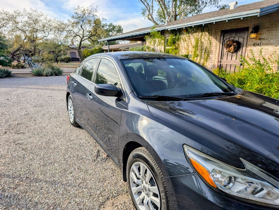 2017 Nissan Altima 5th Gen - Image 3 of 9