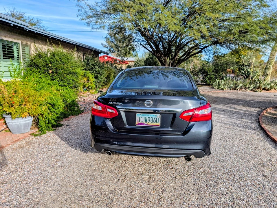 2017 Nissan Altima 5th Gen - Image 4 of 9