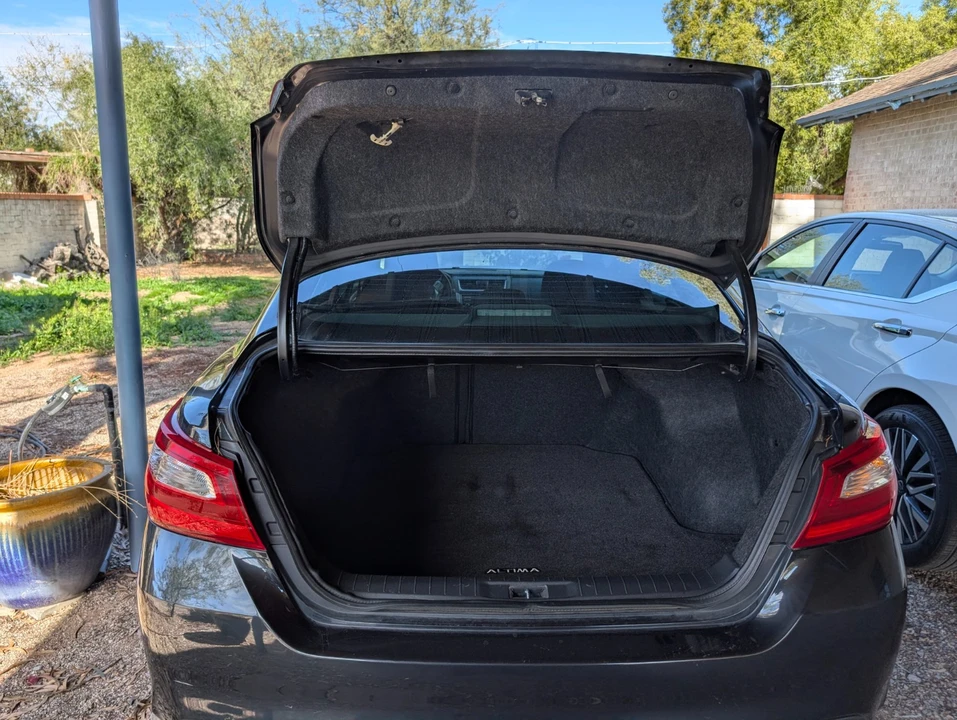2017 Nissan Altima 5th Gen - Image 9 of 9