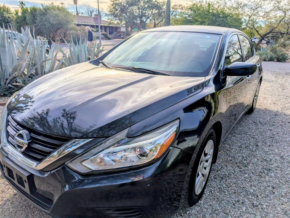 2017 Nissan Altima 5th Gen - Image 2 of 9