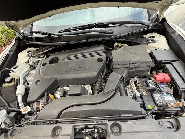2017 Nissan Altima 5th Gen - Image 15 of 17