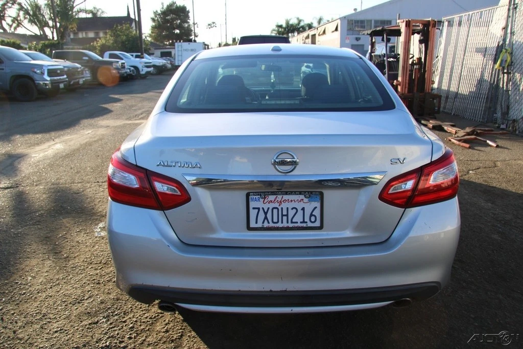2017 Nissan Altima 5th Gen - Image 5 of 21
