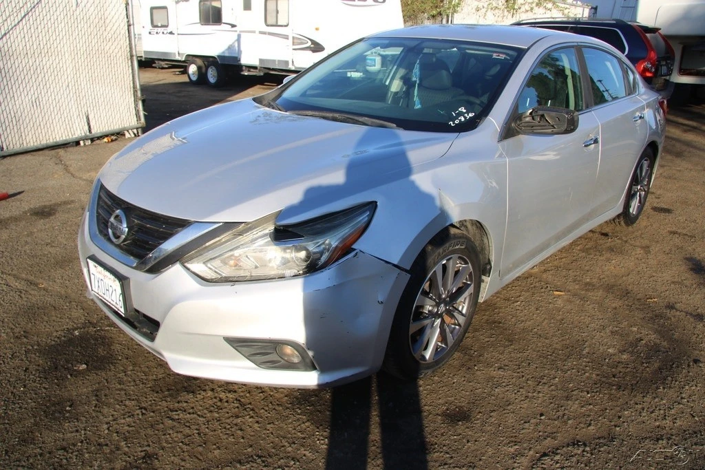 2017 Nissan Altima 5th Gen - Image 8 of 21