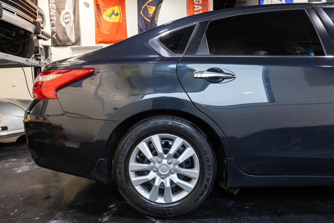 2017 Nissan Altima 5th Gen - Image 12 of 31