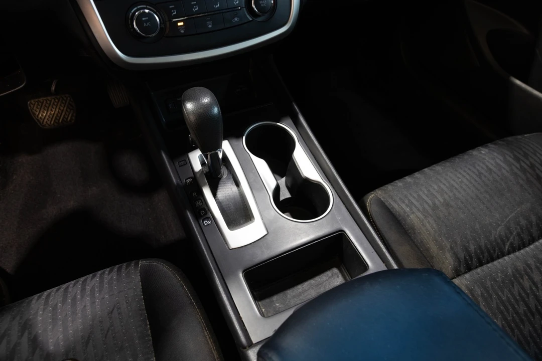 2017 Nissan Altima 5th Gen - Image 25 of 31