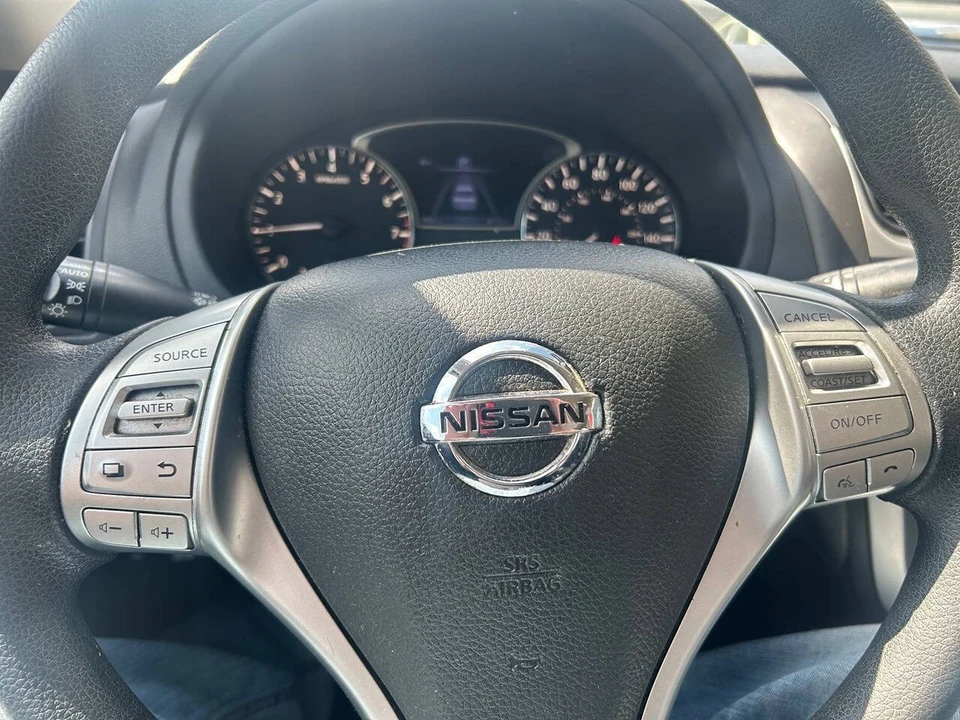 2017 Nissan Altima 5th Gen - Image 19 of 21