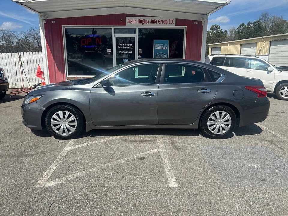 2017 Nissan Altima 5th Gen - Image 2 of 21