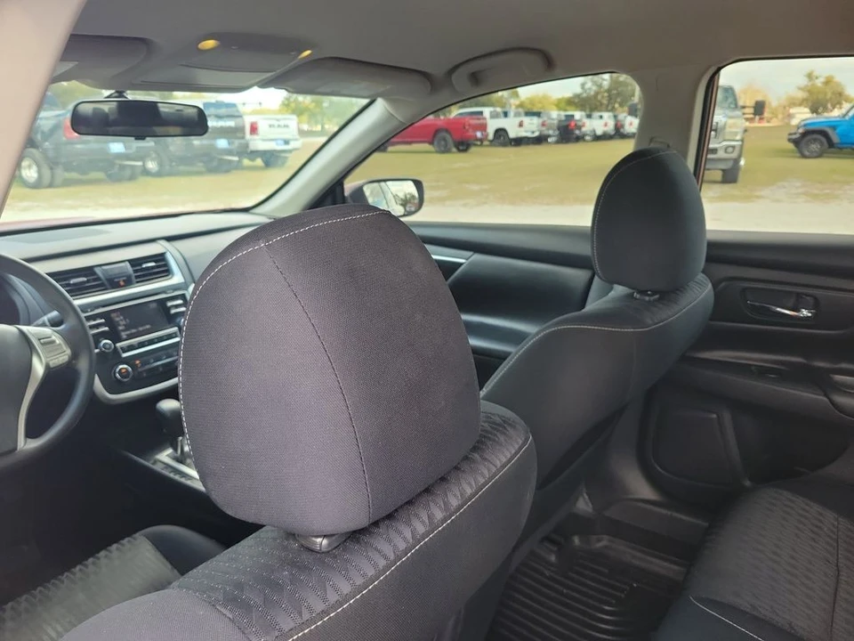 2017 Nissan Altima 5th Gen - Image 10 of 12