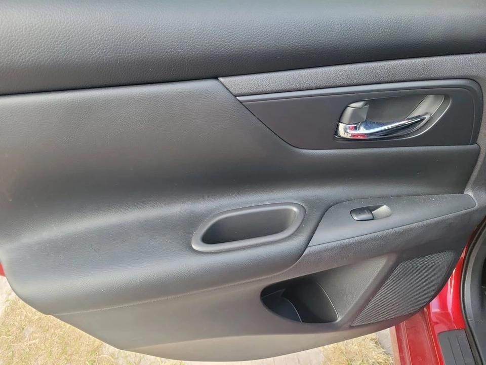 2017 Nissan Altima 5th Gen - Image 8 of 12