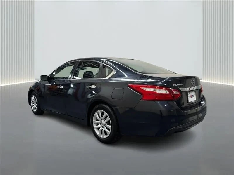 2017 Nissan Altima 5th Gen - Image 3 of 12