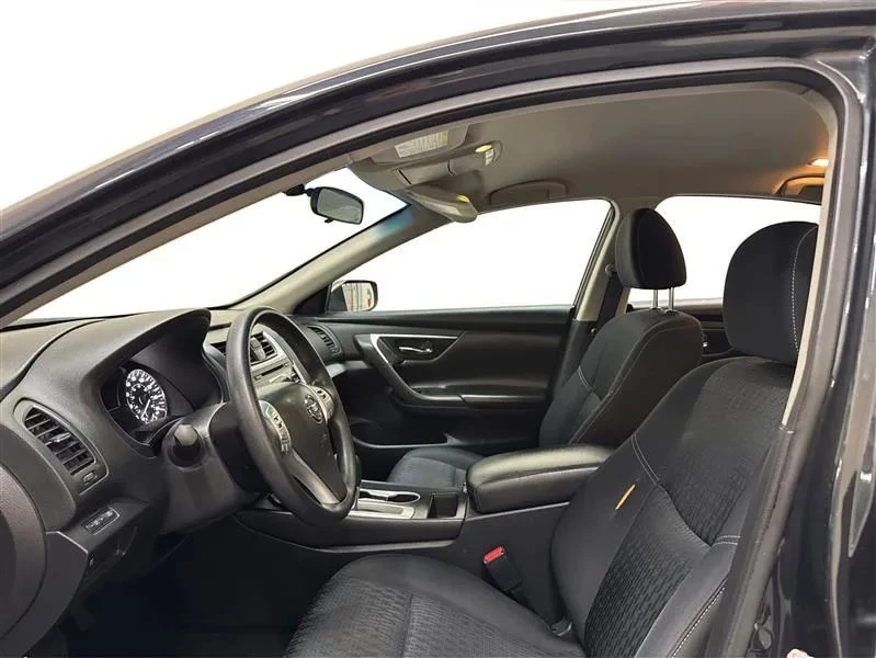 2017 Nissan Altima 5th Gen - Image 9 of 12