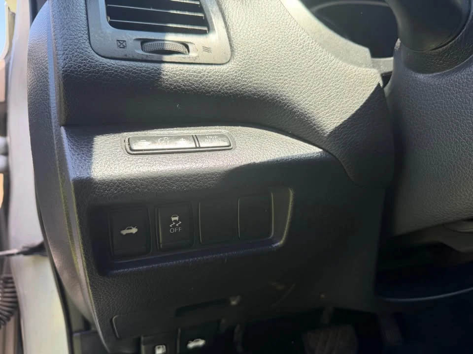 2017 Nissan Altima 5th Gen - Image 12 of 13