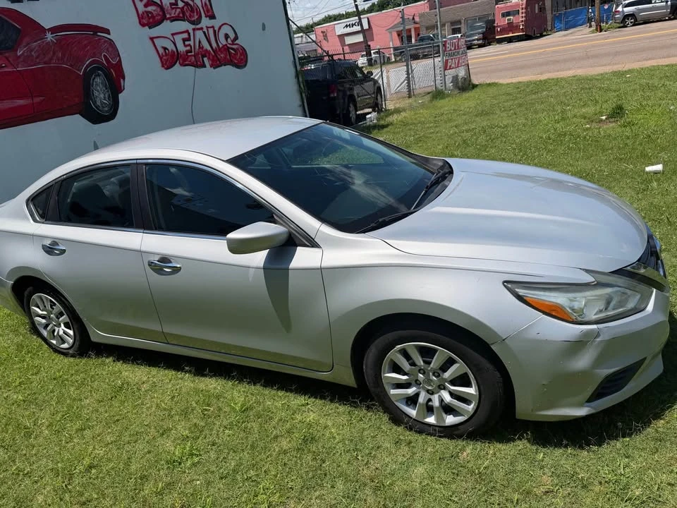 2017 Nissan Altima 5th Gen - Image 6 of 13