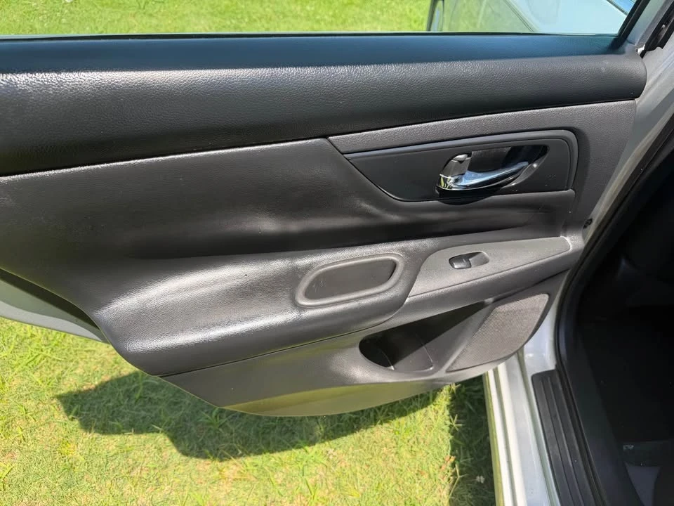 2017 Nissan Altima 5th Gen - Image 11 of 13