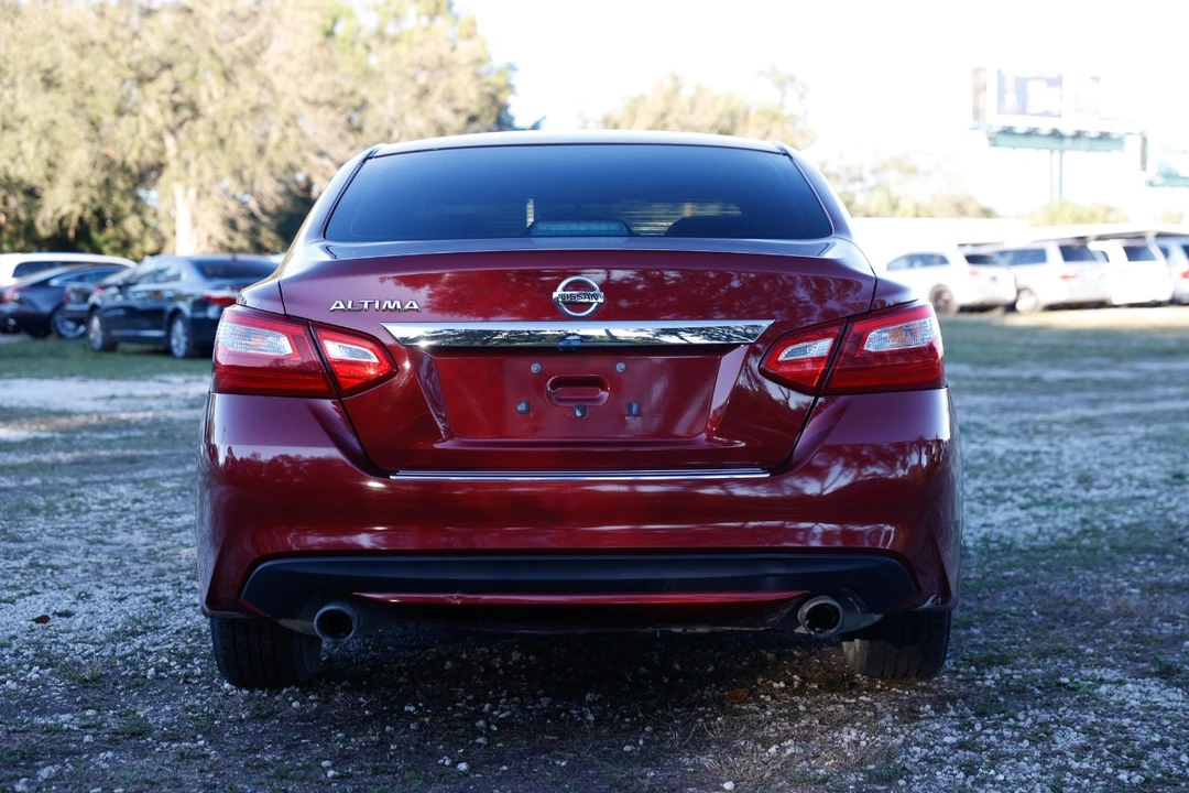 2017 Nissan Altima 5th Gen - Image 7 of 12